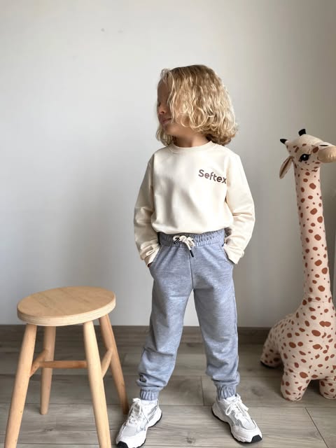 Seftex baskılı sweatshirt ve gri jogger